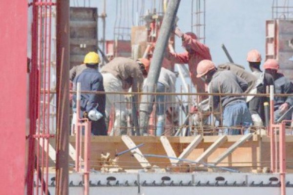 Fără comisioane la trimiterea muncitorilor români în străinătate